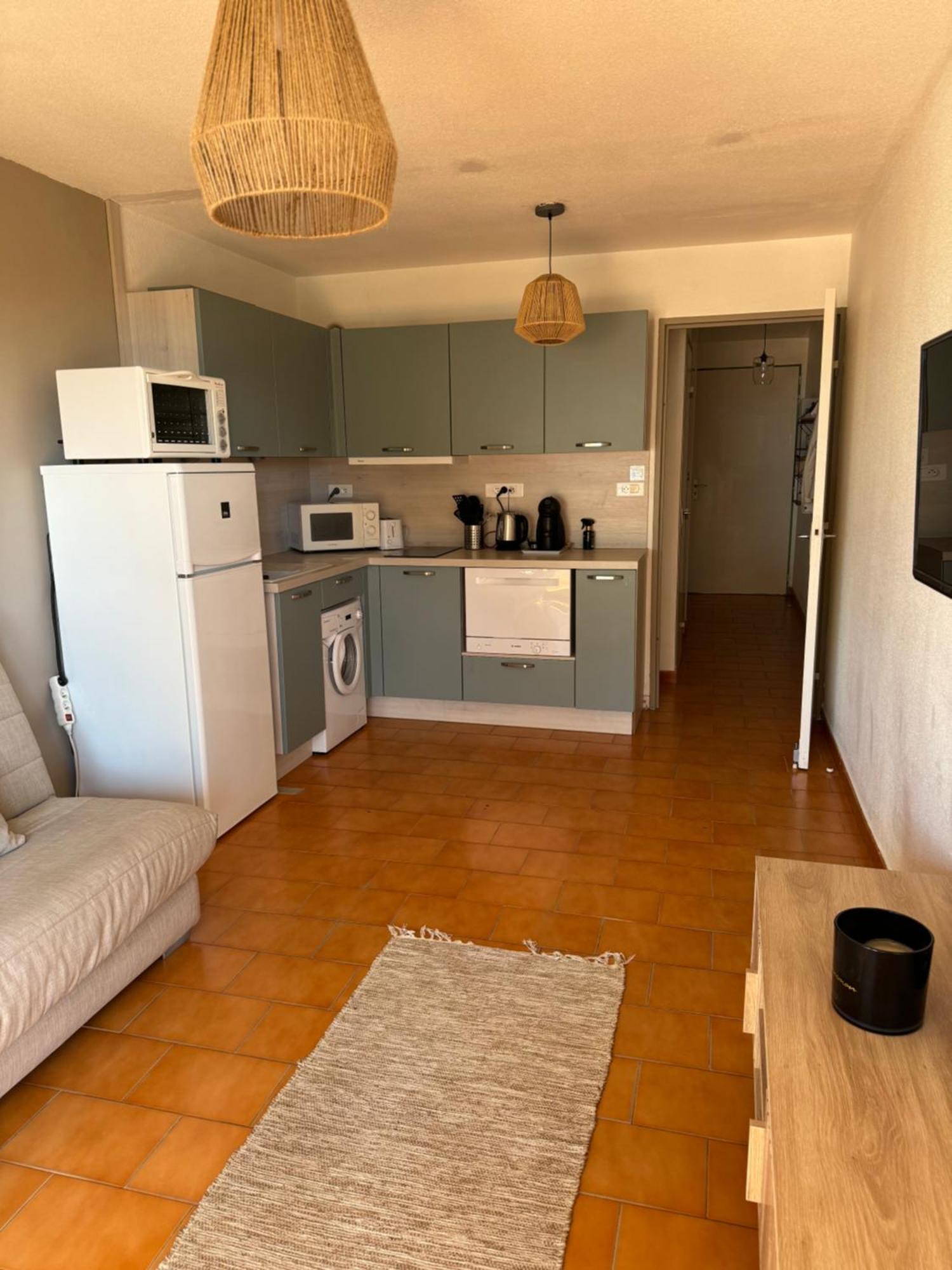 Appartement Vue Mer Avec Balcon Sainte-Maxime Esterno foto